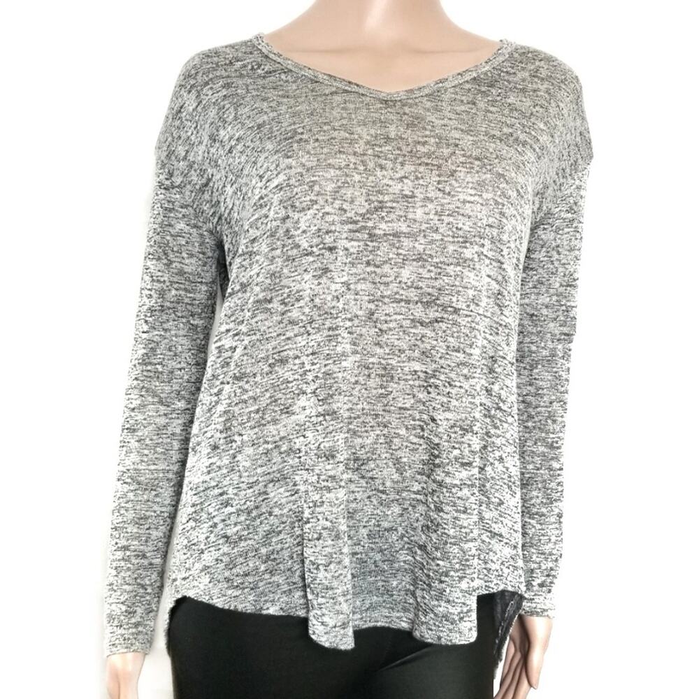 Jolie | Split Back Long Sleeve Tee